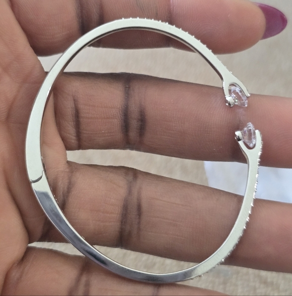 Givenchy Elegant Silver Bracelet Crystal Accents New Women - Picture 11 of 15